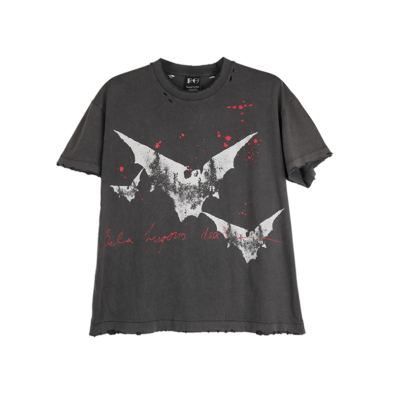 BAT DISTRESSED TEE